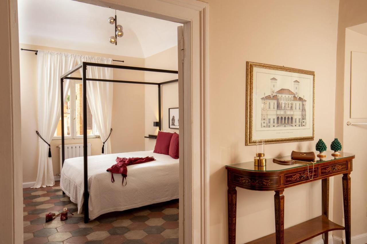 Emperor'S View - Apartment In Colosseum โรม ภายนอก รูปภาพ